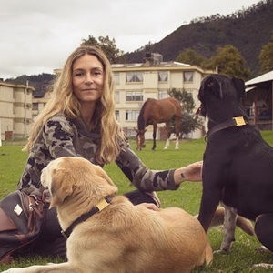 Meet your Posher, Carolina